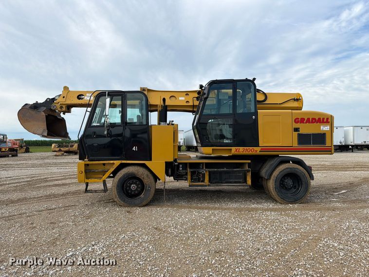 image for item FC3136 Gradall XL3100 wheeled excavator