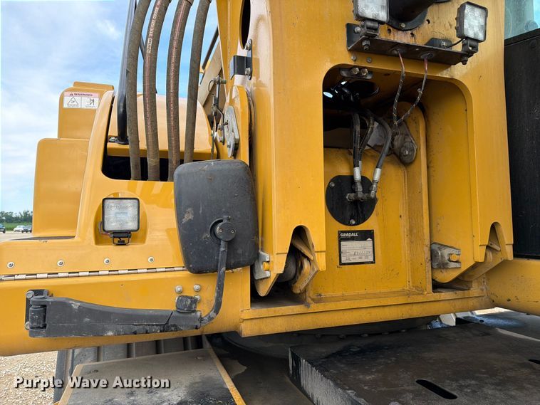 image for item FC3136 Gradall XL3100 wheeled excavator