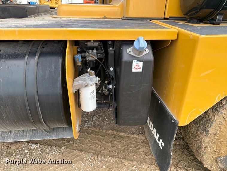 image for item FC3136 Gradall XL3100 wheeled excavator