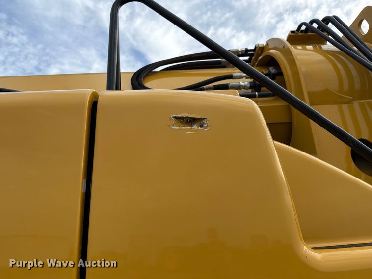 image for item FC3136 Gradall XL3100 wheeled excavator