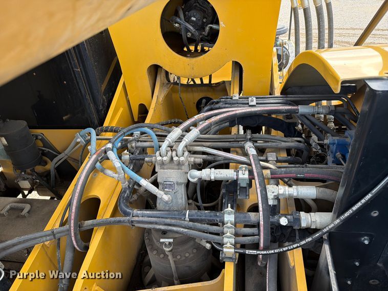 image for item FC3136 Gradall XL3100 wheeled excavator