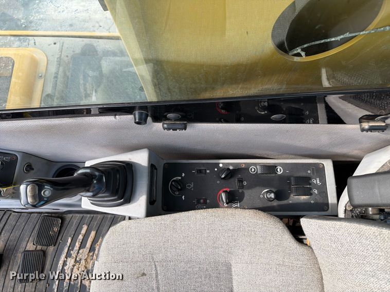 image for item FC3136 Gradall XL3100 wheeled excavator