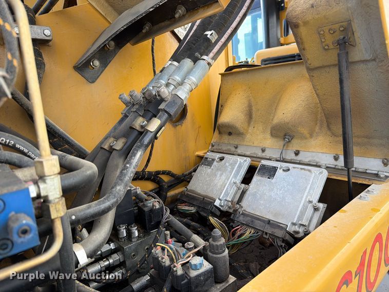 image for item FC3136 Gradall XL3100 wheeled excavator
