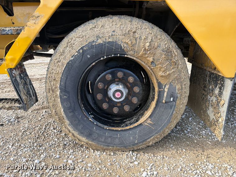 image for item FC3136 Gradall XL3100 wheeled excavator