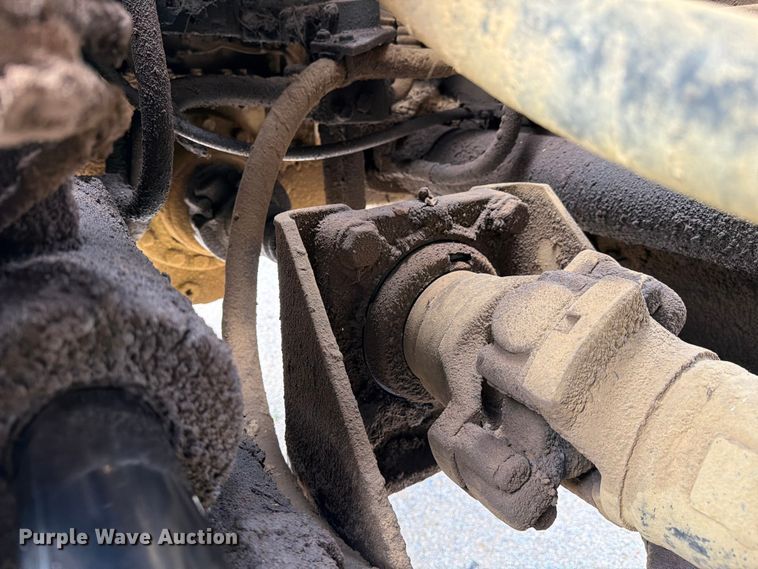 image for item FC3137 2004 Komatsu WA450-5L wheel loader