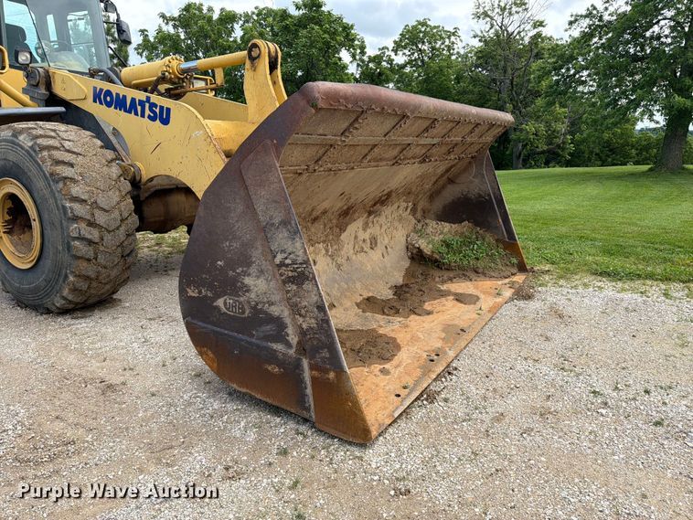 image for item FC3137 2004 Komatsu WA450-5L wheel loader