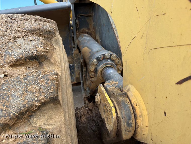 image for item FC3137 2004 Komatsu WA450-5L wheel loader