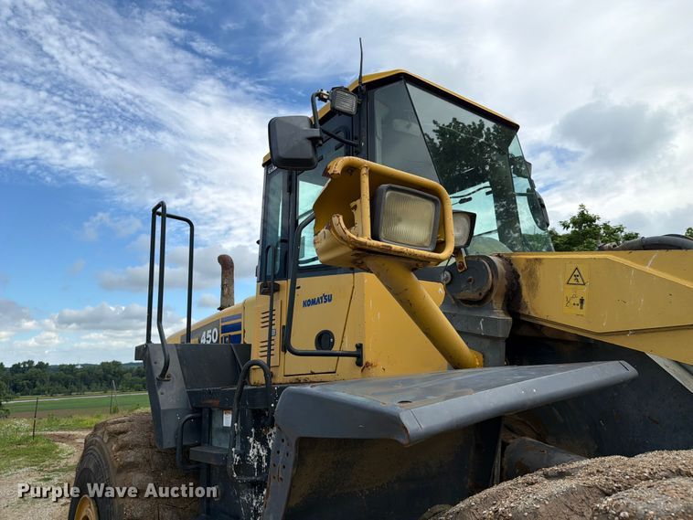image for item FC3137 2004 Komatsu WA450-5L wheel loader