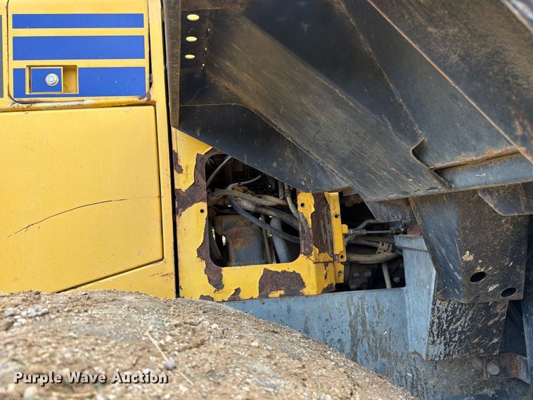 image for item FC3137 2004 Komatsu WA450-5L wheel loader