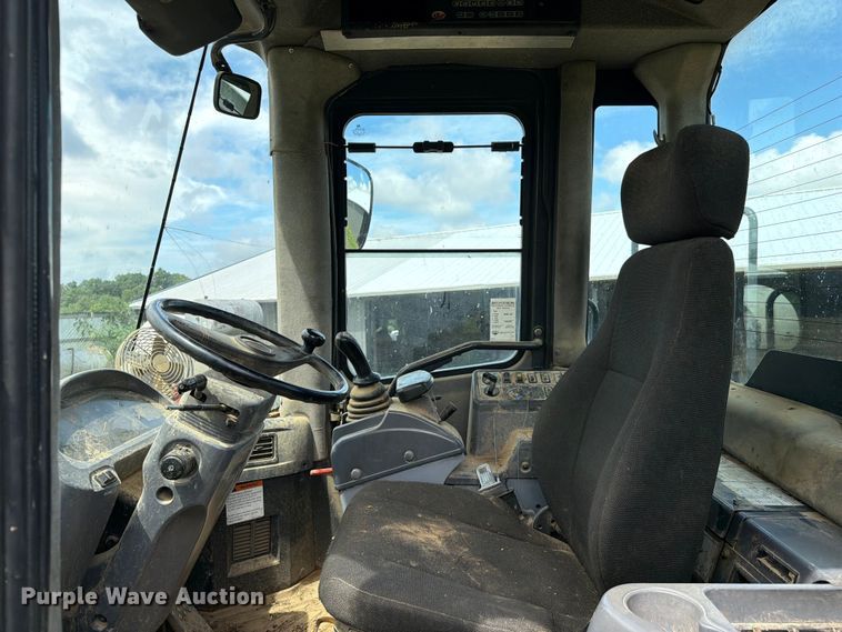 image for item FC3137 2004 Komatsu WA450-5L wheel loader