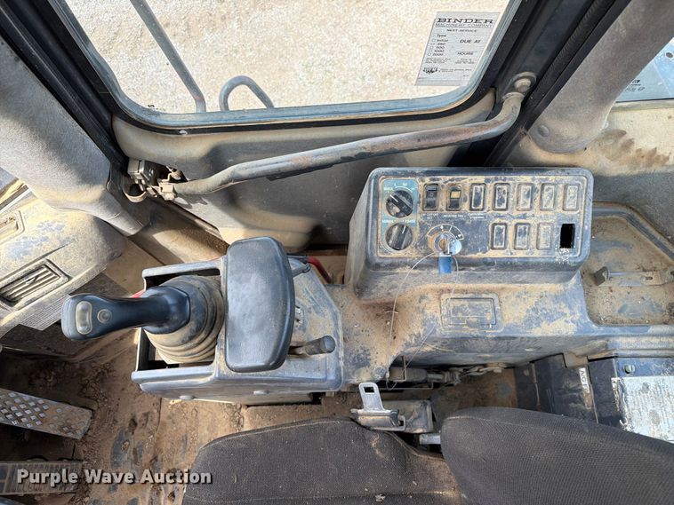 image for item FC3137 2004 Komatsu WA450-5L wheel loader