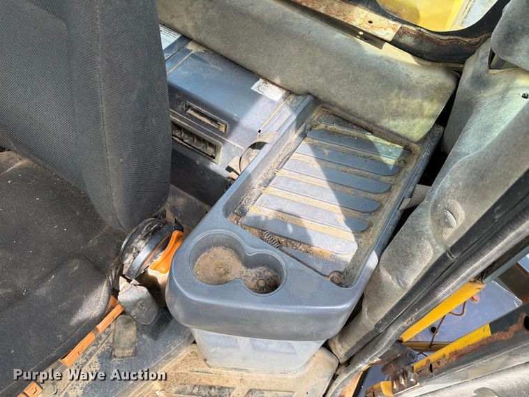 image for item FC3137 2004 Komatsu WA450-5L wheel loader