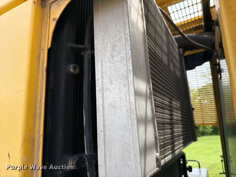 image for item FC3137 2004 Komatsu WA450-5L wheel loader