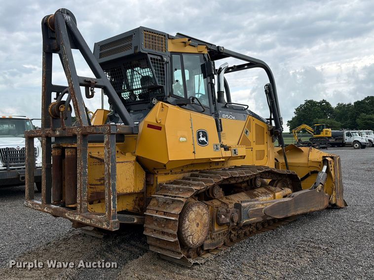 image for item FC3187 2016 John Deere 850K dozer