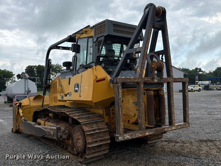 image for item FC3187 2016 John Deere 850K dozer