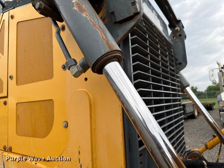 image for item FC3187 2016 John Deere 850K dozer
