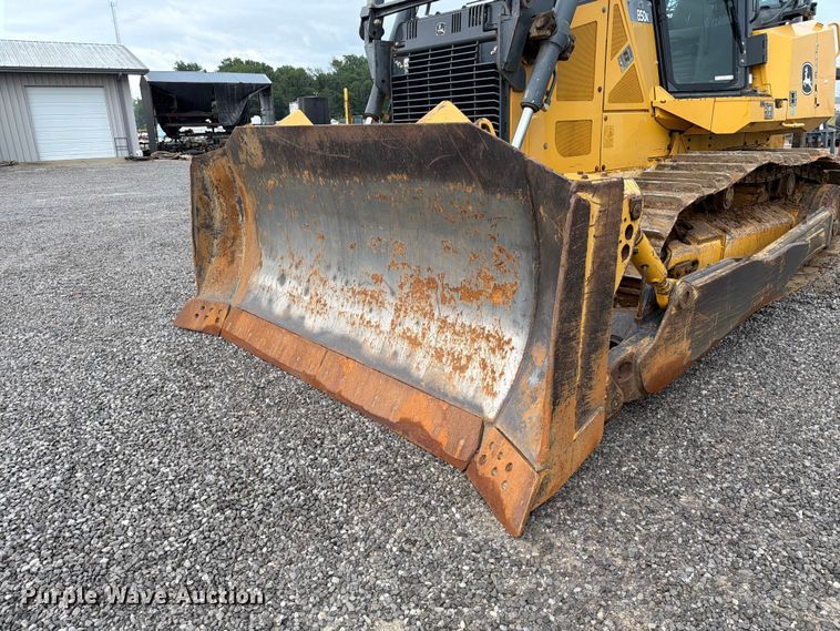 image for item FC3187 2016 John Deere 850K dozer