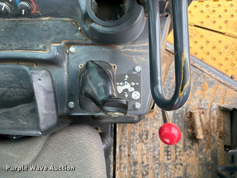 image for item FC3187 2016 John Deere 850K dozer