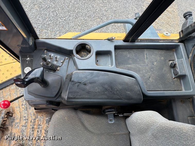 image for item FC3187 2016 John Deere 850K dozer