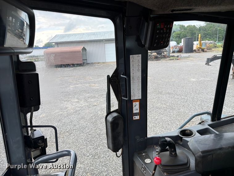 image for item FC3187 2016 John Deere 850K dozer
