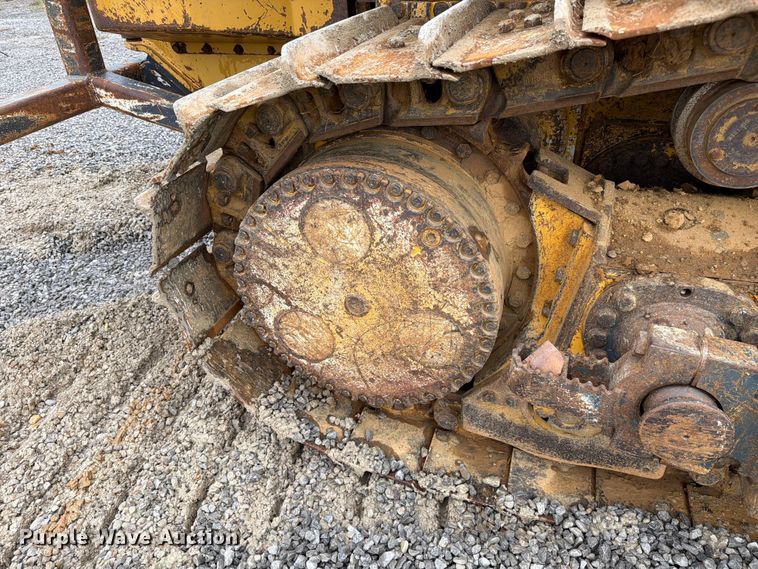 image for item FC3187 2016 John Deere 850K dozer