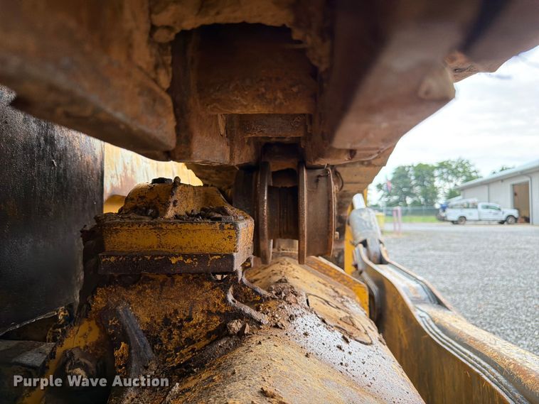 image for item FC3187 2016 John Deere 850K dozer