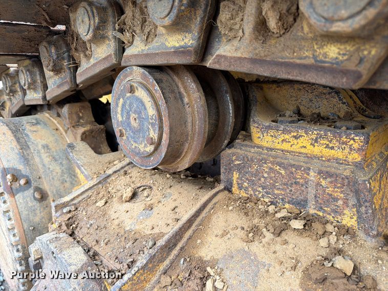 image for item FC3187 2016 John Deere 850K dozer