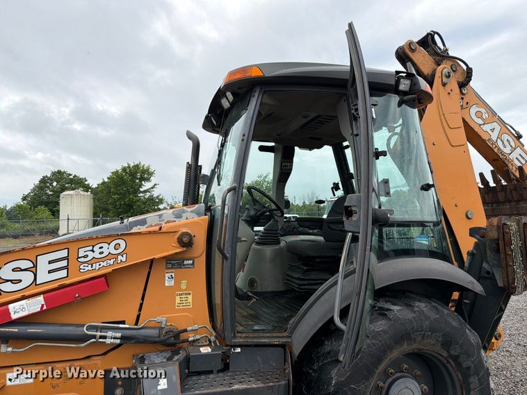 image for item FC3188 2017 Case 580 Super N backhoe