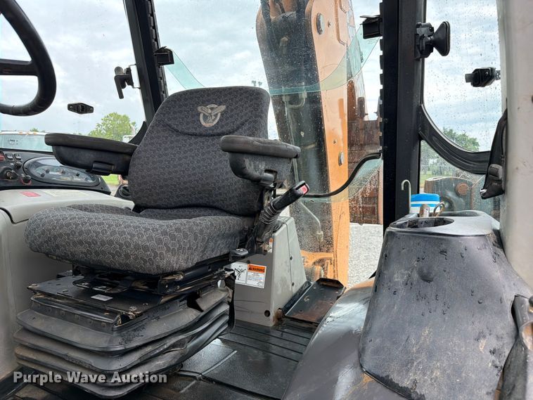 image for item FC3188 2017 Case 580 Super N backhoe