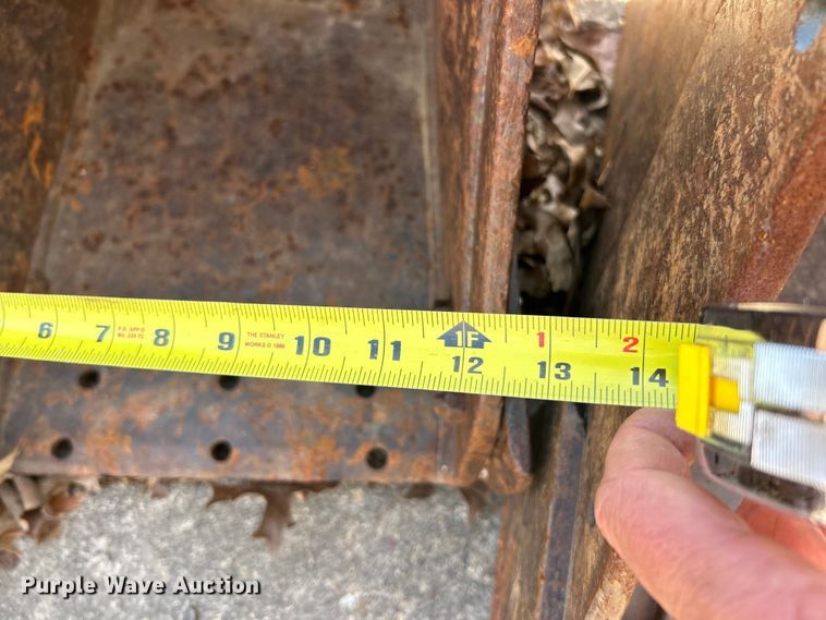 image for item FC5199 Bobcat attachments