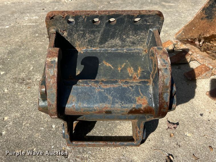 image for item FC5199 Bobcat attachments