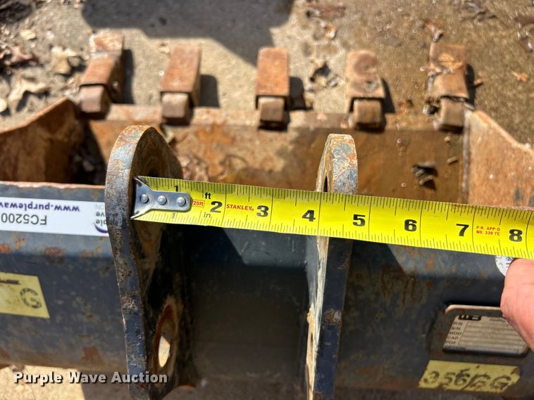 image for item FC5200 Werk-Brau Bobcat E20 bucket