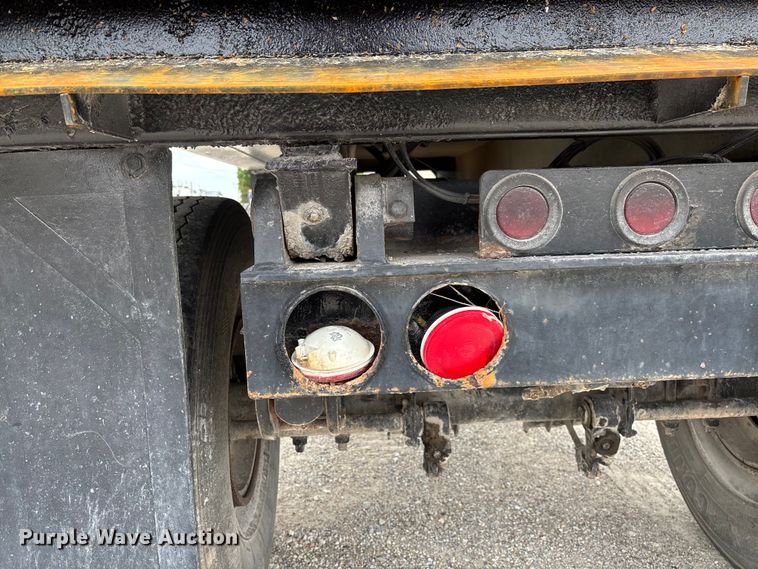 image for item FC5710 1996 Wheeler end dump pup trailer