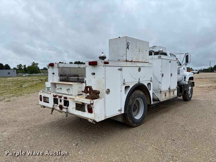 image for item FC5929 1998 GMC C7 utility / service truck
