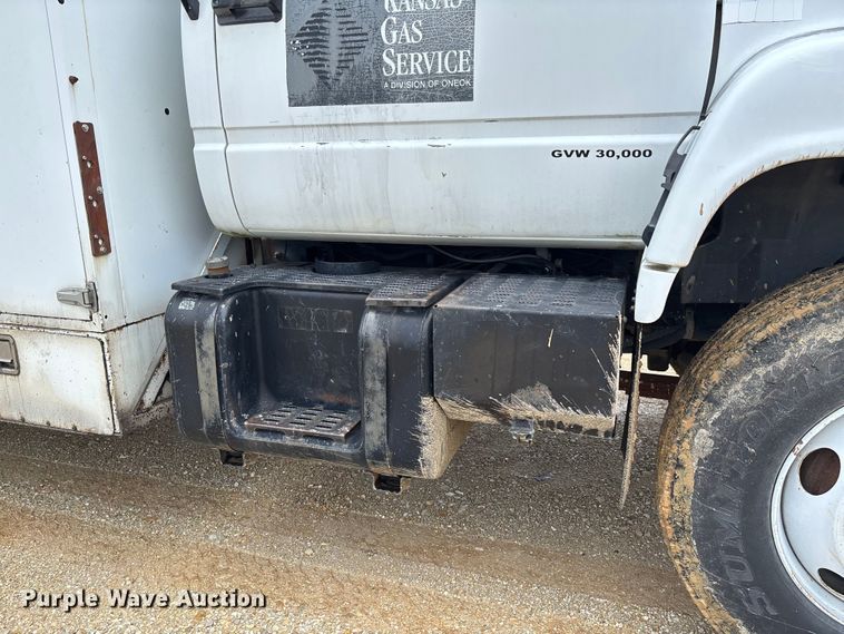 image for item FC5929 1998 GMC C7 utility / service truck