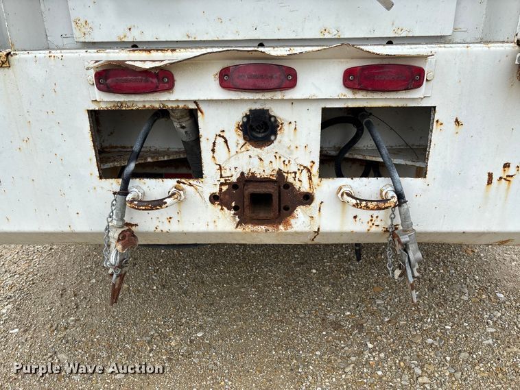 image for item FC5929 1998 GMC C7 utility / service truck