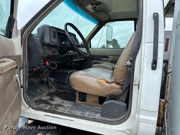 image for item FC5929 1998 GMC C7 utility / service truck