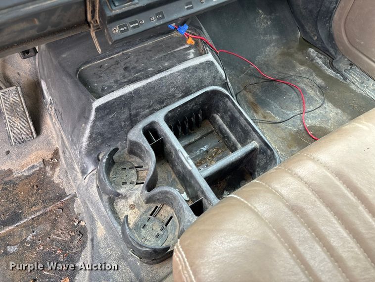 image for item FC5929 1998 GMC C7 utility / service truck
