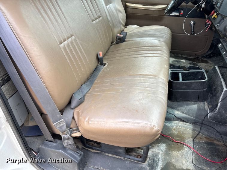 image for item FC5929 1998 GMC C7 utility / service truck