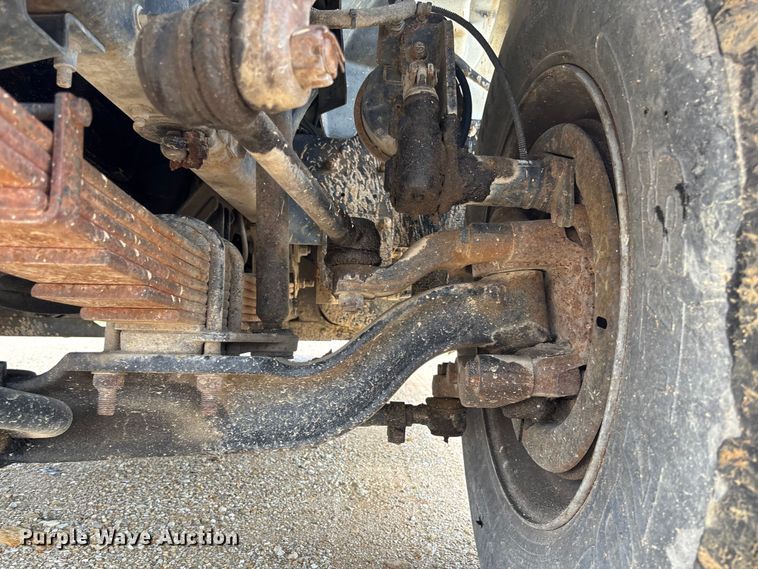 image for item FC5929 1998 GMC C7 utility / service truck