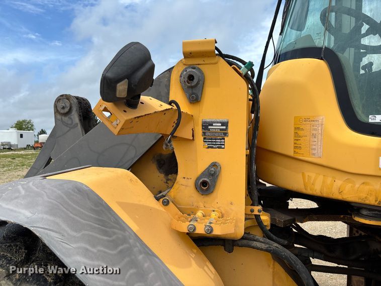 image for item FC5930 2008 Volvo L60F wheel loader