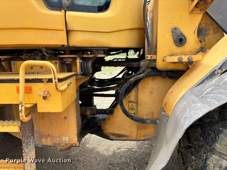 image for item FC5930 2008 Volvo L60F wheel loader