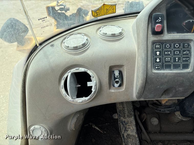 image for item FC5930 2008 Volvo L60F wheel loader