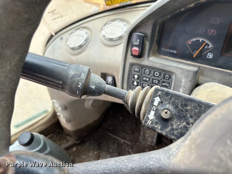 image for item FC5930 2008 Volvo L60F wheel loader