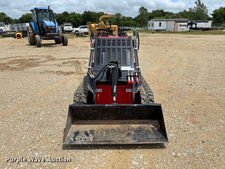 image for item FC5932 2023 AGT LRT23 compact utility loader