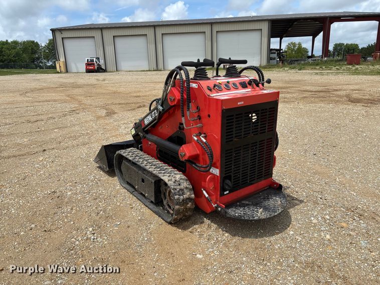 image for item FC5932 2023 AGT LRT23 compact utility loader