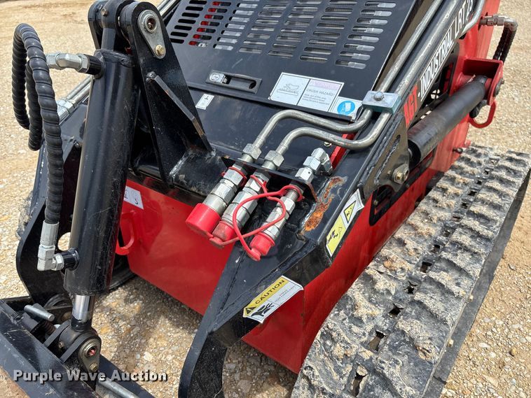image for item FC5932 2023 AGT LRT23 compact utility loader