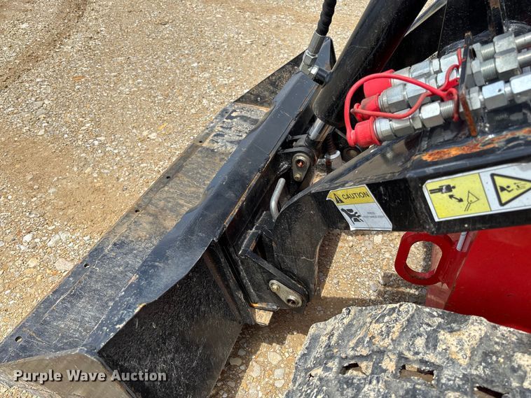 image for item FC5932 2023 AGT LRT23 compact utility loader