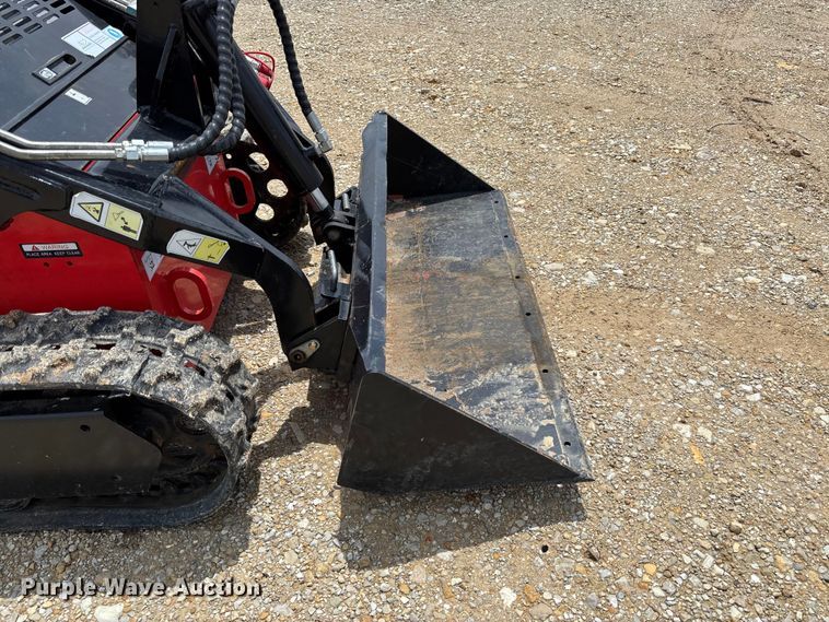 image for item FC5932 2023 AGT LRT23 compact utility loader