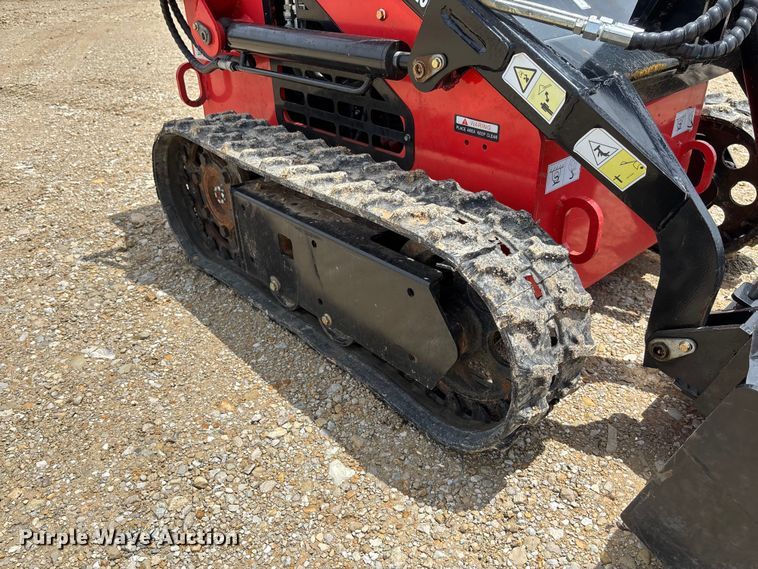 image for item FC5932 2023 AGT LRT23 compact utility loader